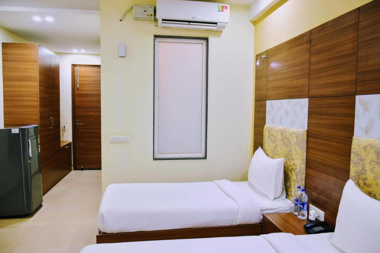 Hotel When In Gurgaon - Opposite To Artemis Hospital Zewnętrze zdjęcie